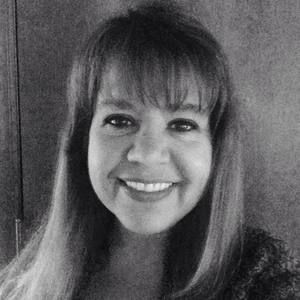 Meet your Posher, Denise